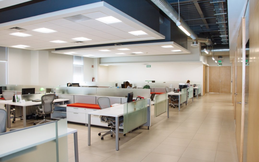 commercial-moving-company-jochas-1080x675